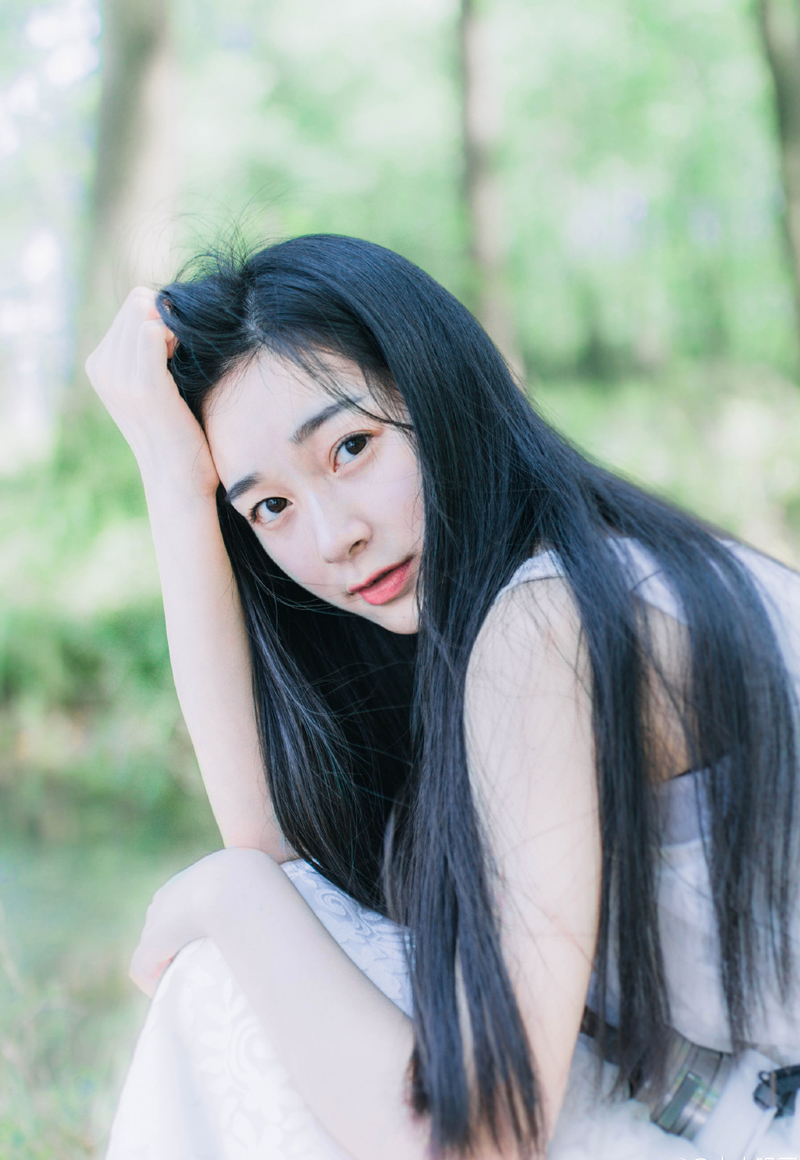 整个江岸一下子因为周瑜阵亡消息的真实性陷入了混乱。